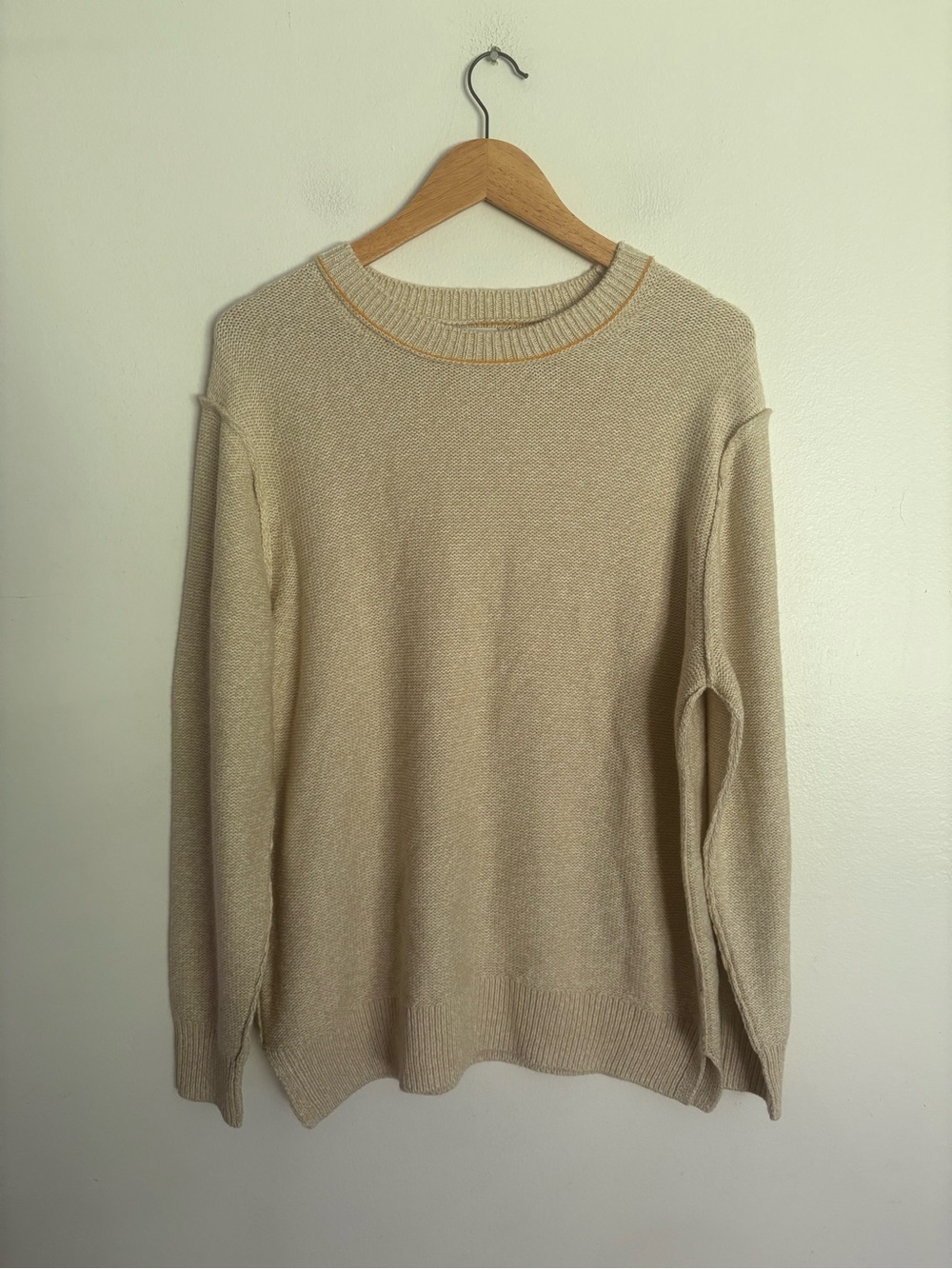 Urban Outfitters BDG Boyfriend Crewneck Sweater Tan Neutral Chic Women’s Small